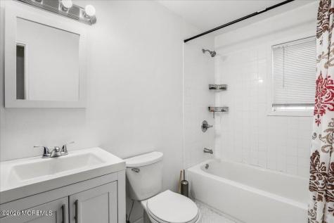 37 Laurel Place Eatontown NJ 07724