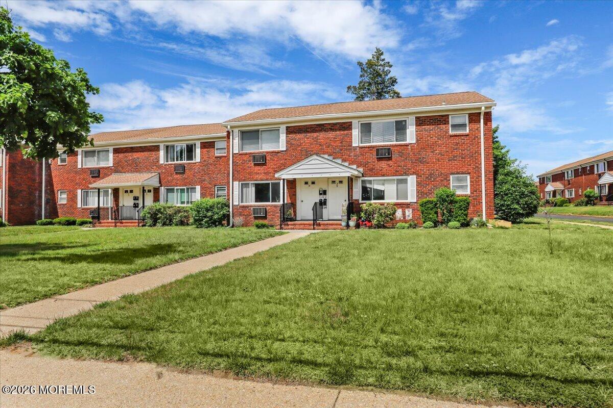 37 Laurel Place Eatontown NJ 07724