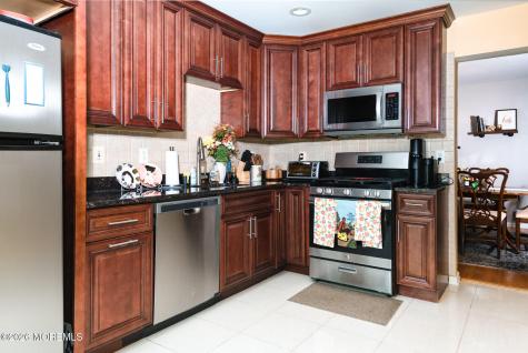 49 Bristel Road Holmdel NJ 07733