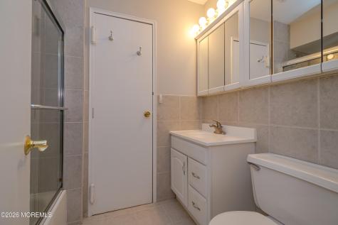 12 Avon Drive East Windsor NJ 08520