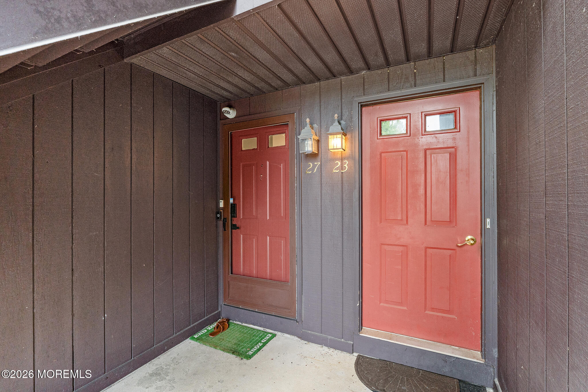 27 Gena Court Hamilton NJ 08690
