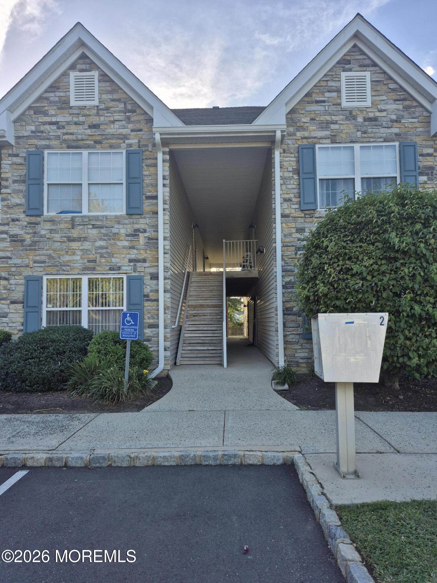 220 Wedgewood Circle Belford NJ 07718
