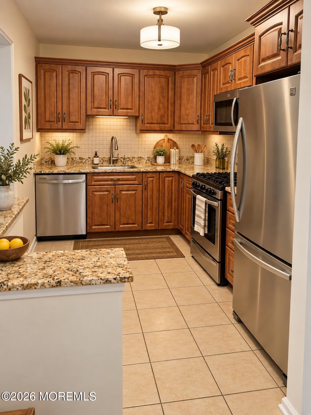 220 Wedgewood Circle Belford NJ 07718