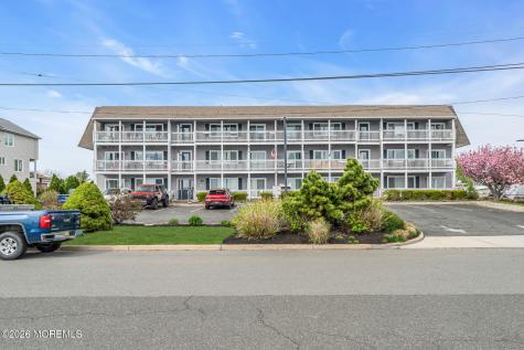 120 S Concourse Neptune Township NJ 07753