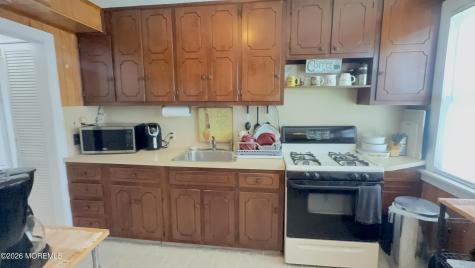 27 Barker Avenue Shrewsbury Twp NJ 07724