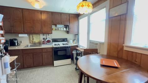 27 Barker Avenue Shrewsbury Twp NJ 07724