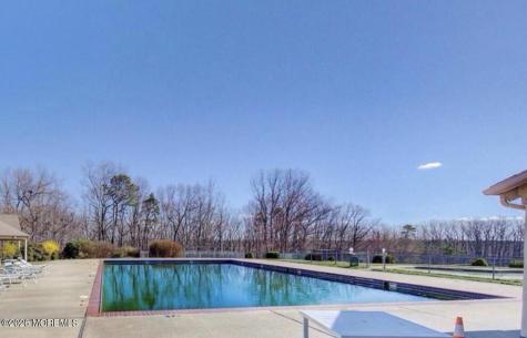 605 Begonia Court Jackson NJ 08527