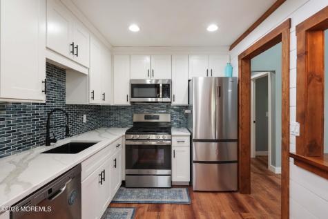 605 Begonia Court Jackson NJ 08527