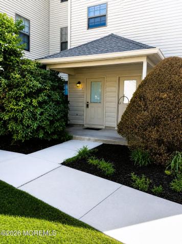 202 Larkspur Lane Jackson NJ 08527