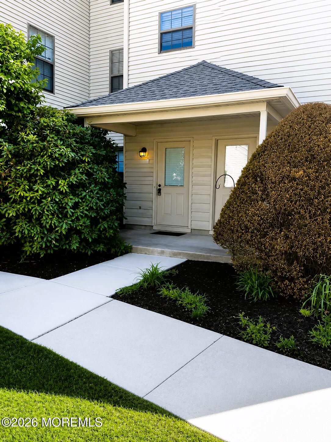 202 Larkspur Lane Jackson NJ 08527