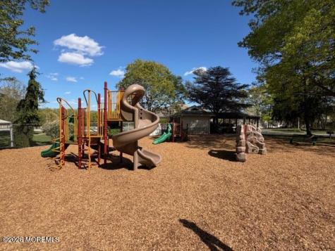 202 Larkspur Lane Jackson NJ 08527