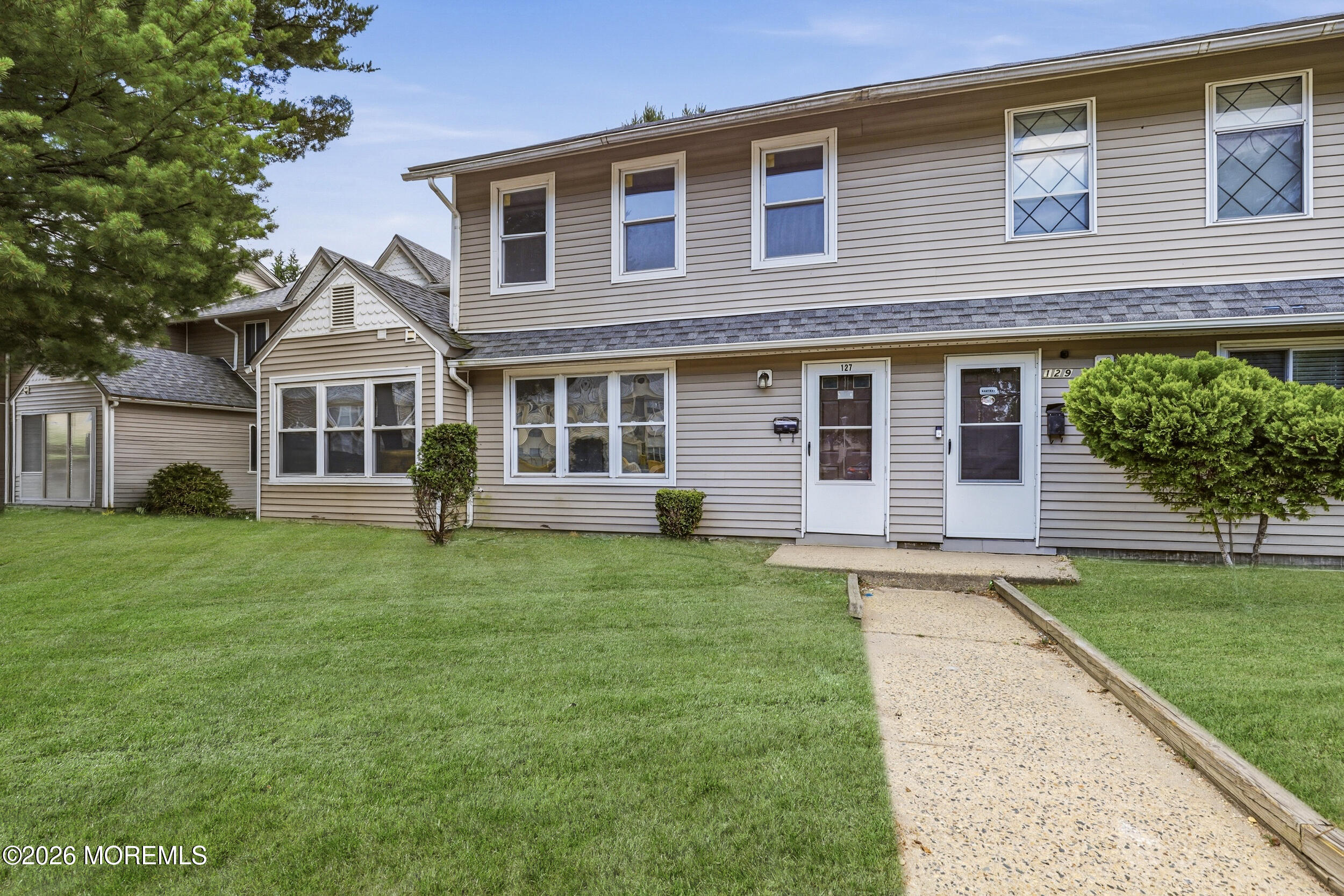 127 Downing Street Lakewood NJ 08701
