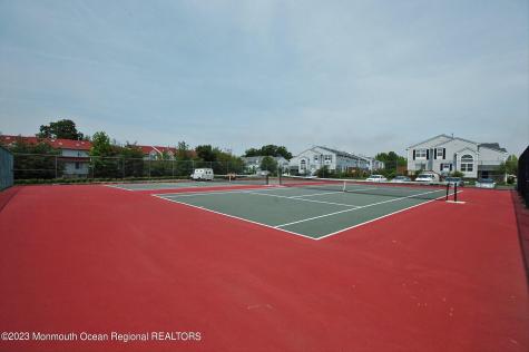 7 Harbor Bay Circle Laurence Harbor NJ 08879