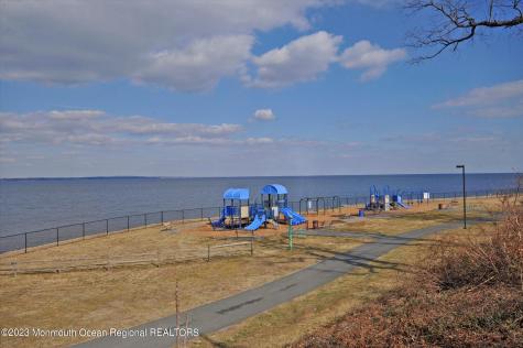 7 Harbor Bay Circle Laurence Harbor NJ 08879