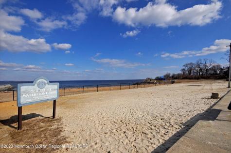 7 Harbor Bay Circle Laurence Harbor NJ 08879