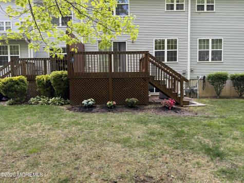 7 Harbor Bay Circle Laurence Harbor NJ 08879