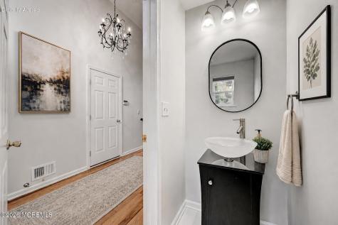 7 Harbor Bay Circle Laurence Harbor NJ 08879