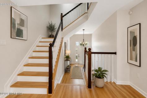 7 Harbor Bay Circle Laurence Harbor NJ 08879