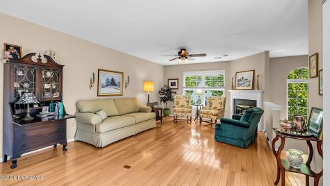 426 Deuce Drive Wall NJ 07719