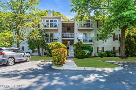 384 Mcdowell Drive East Brunswick NJ 08816