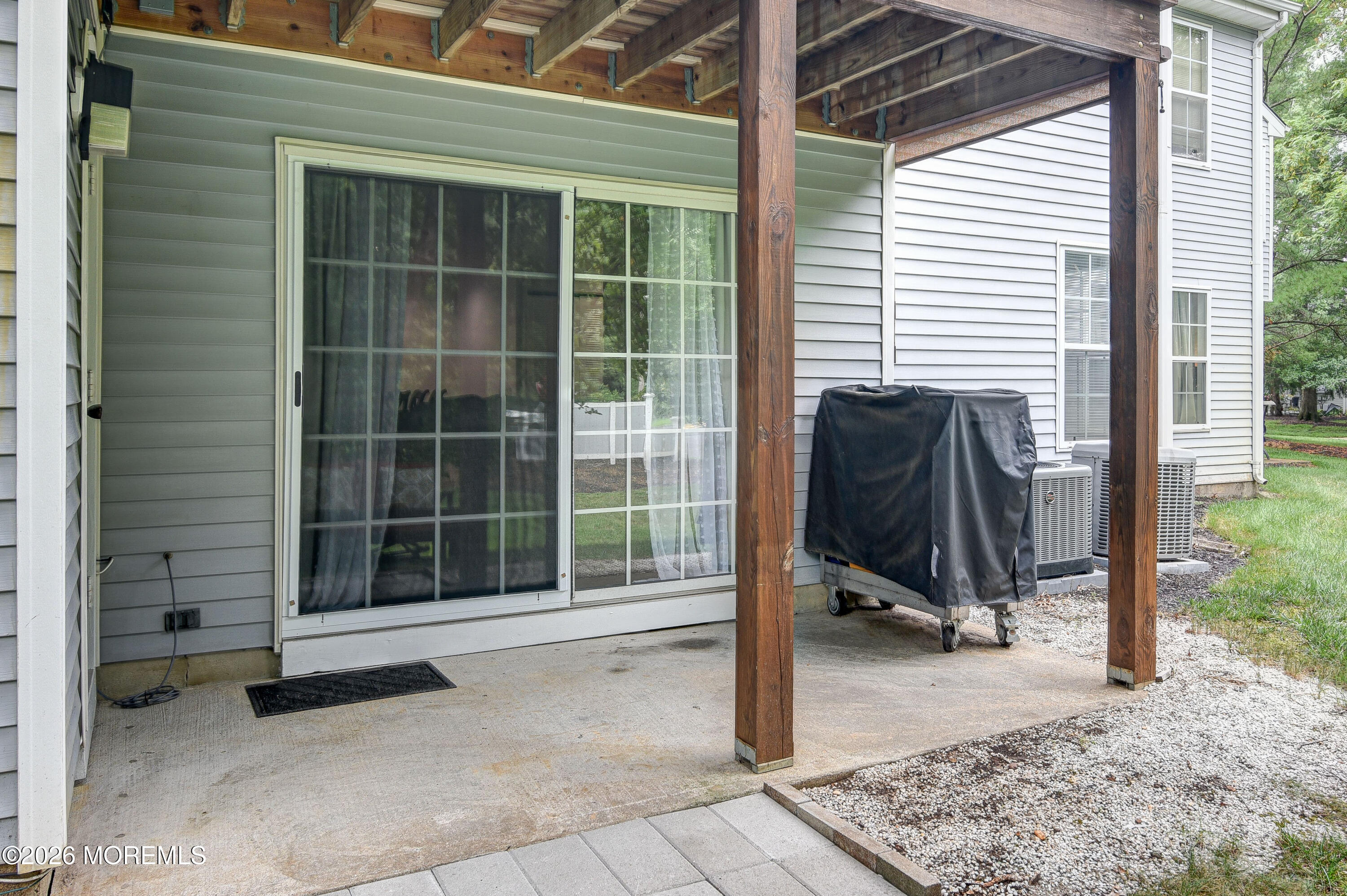 431 Hampton Court Englishtown NJ 07726