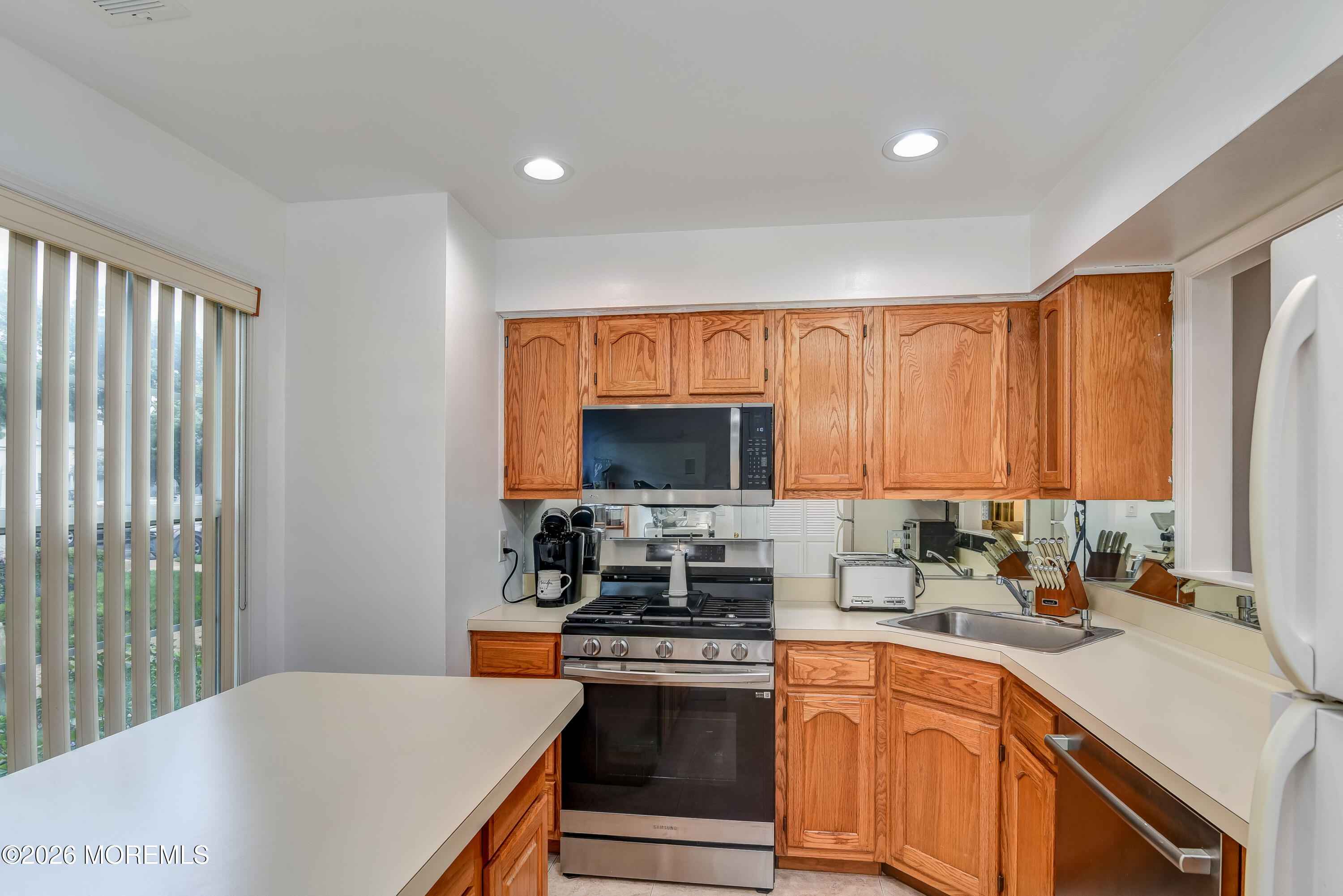 431 Hampton Court Englishtown NJ 07726