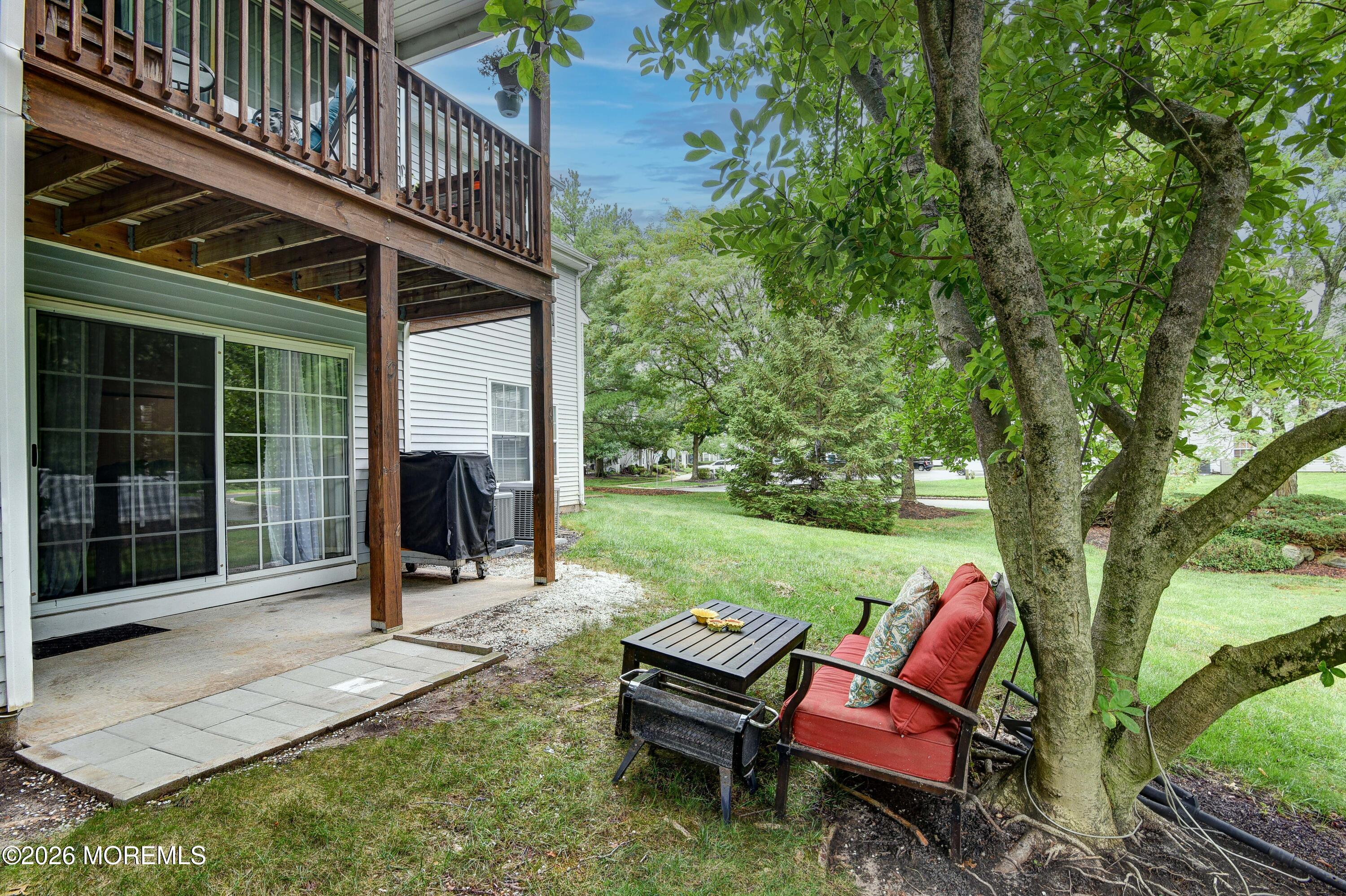 431 Hampton Court Englishtown NJ 07726
