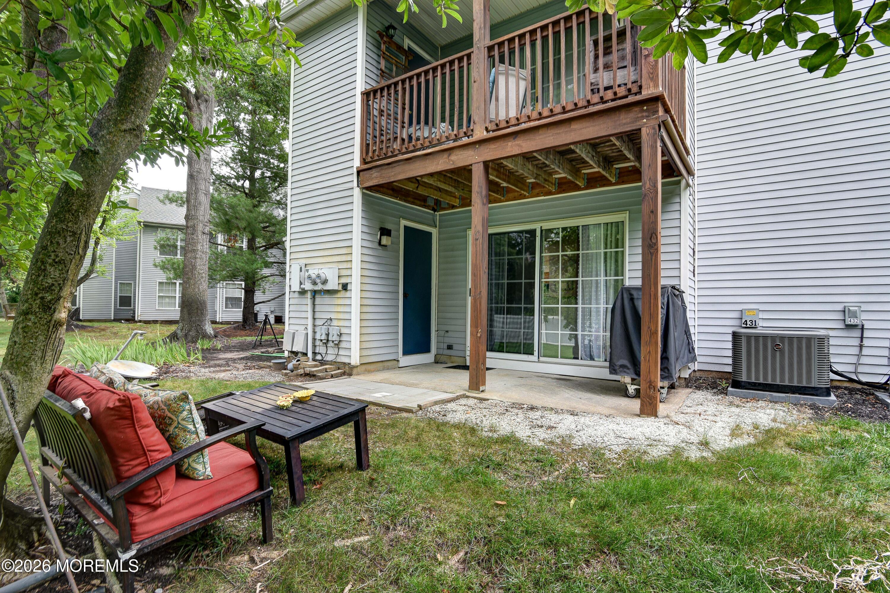 431 Hampton Court Englishtown NJ 07726