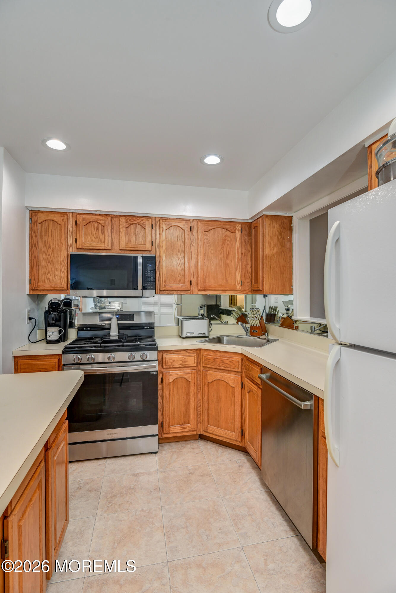 431 Hampton Court Englishtown NJ 07726