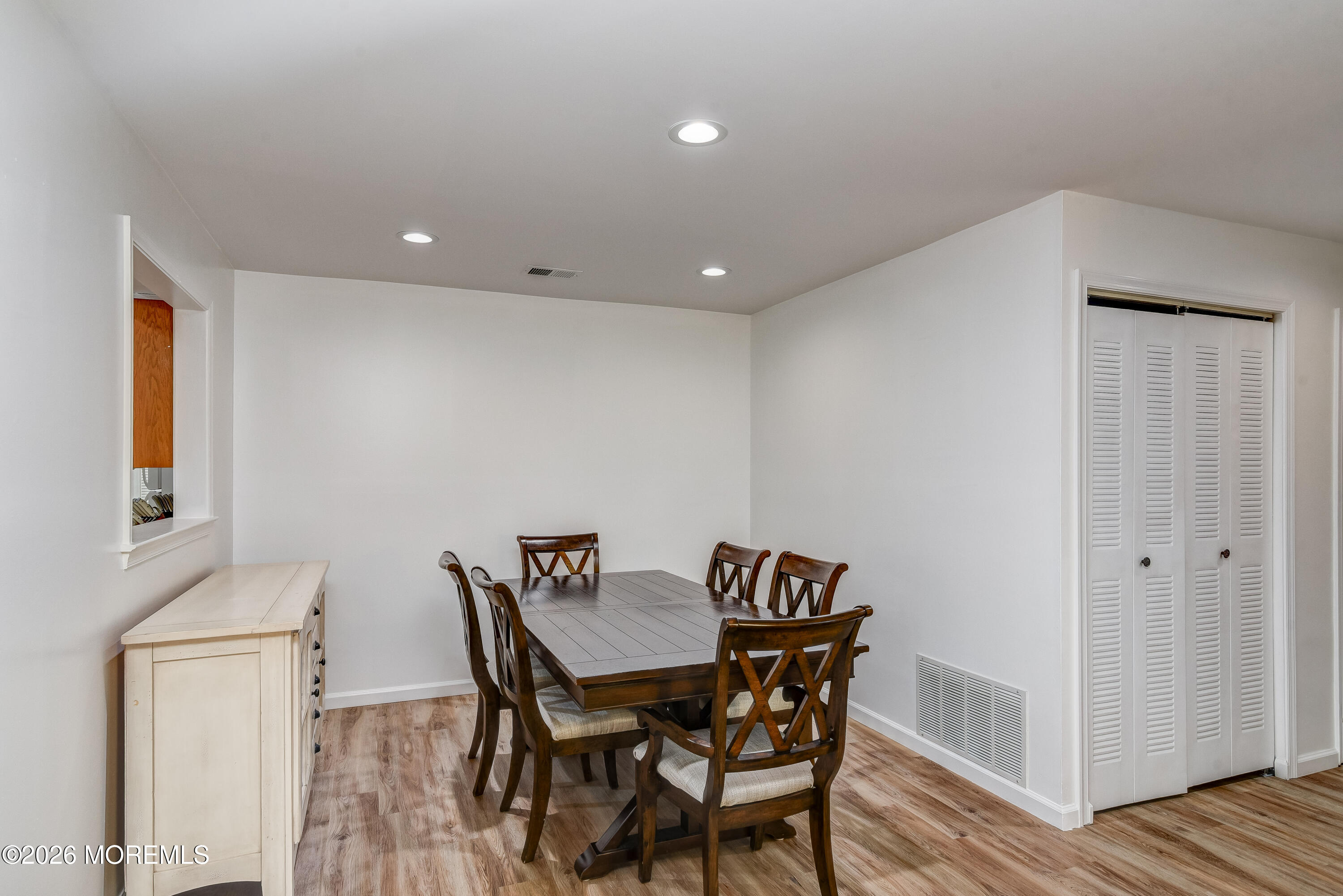 431 Hampton Court Englishtown NJ 07726
