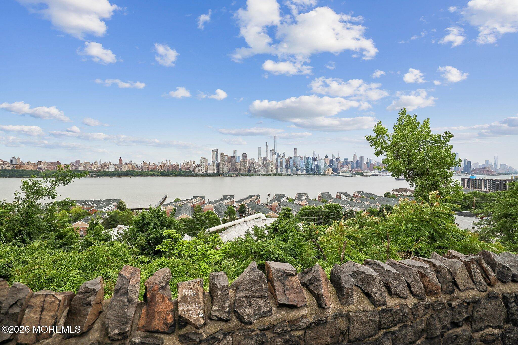 6515 Jfk Boulevard E West New York NJ 07093