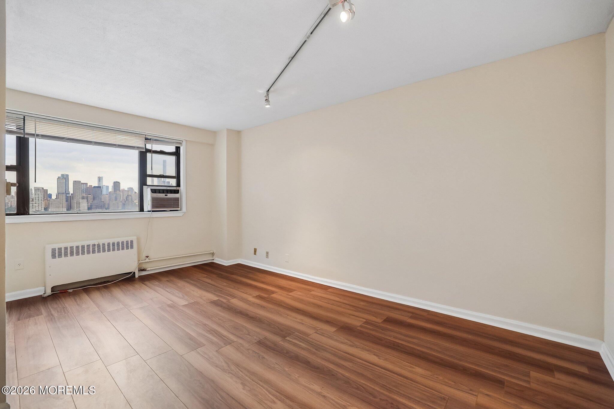 6515 Jfk Boulevard E West New York NJ 07093
