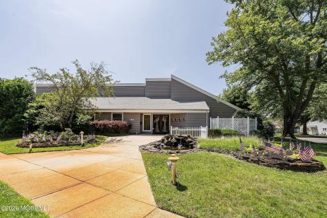 38 Mediterranean Court Barnegat NJ 08005