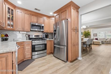 8 Dickenson Court Freehold NJ 07728