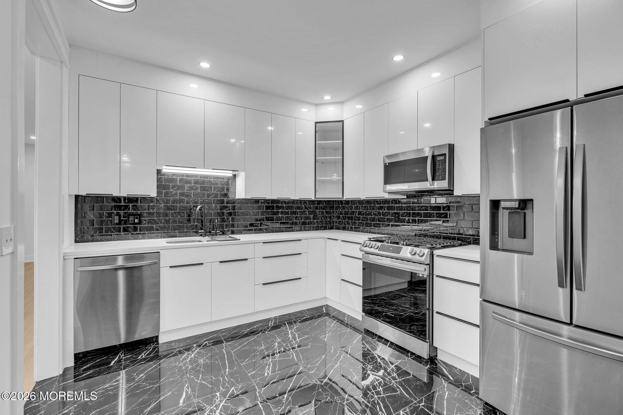663 Saint Andrews Place Manalapan NJ 07726