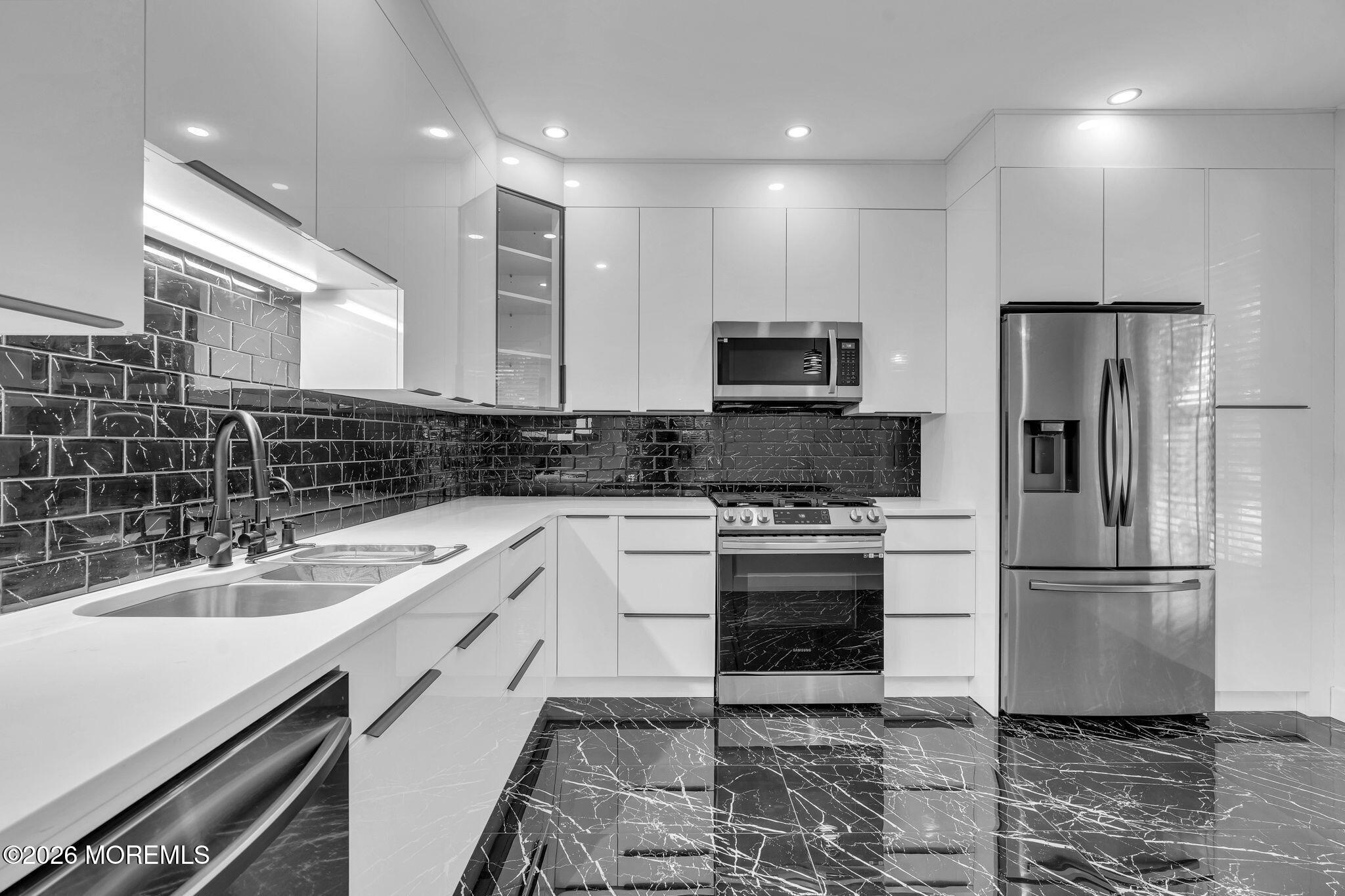 663 Saint Andrews Place Manalapan NJ 07726