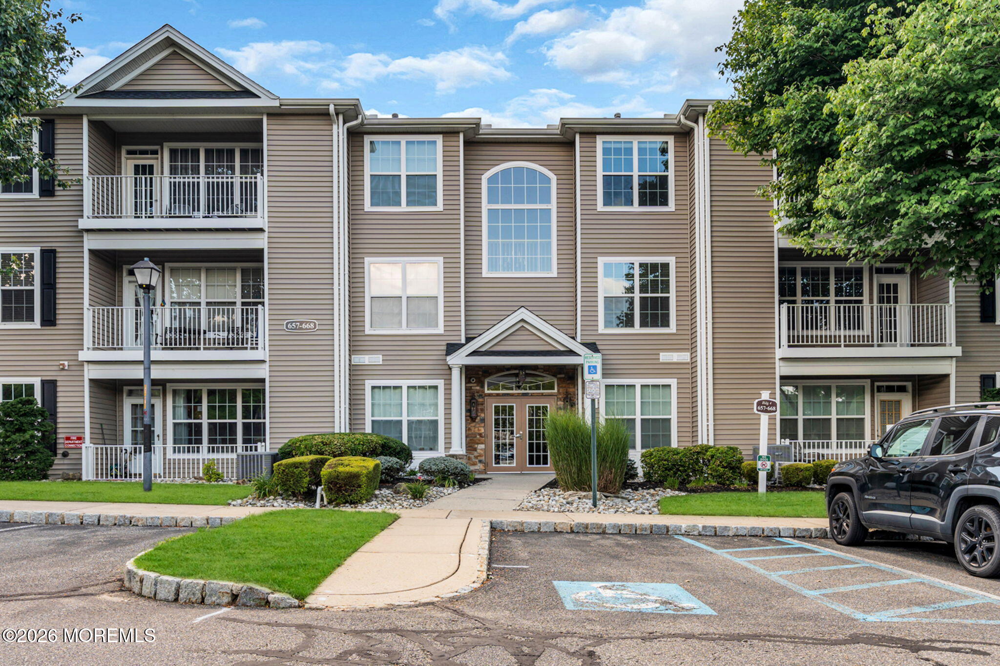 663 Saint Andrews Place Manalapan NJ 07726