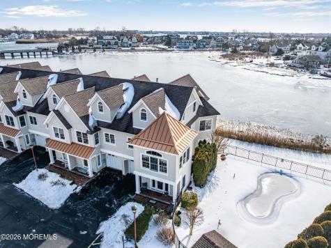 10 Waters Edge Brielle NJ 08730