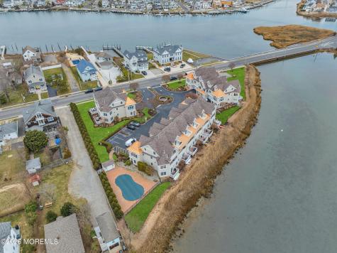 10 Waters Edge Brielle NJ 08730