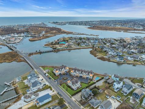 10 Waters Edge Brielle NJ 08730