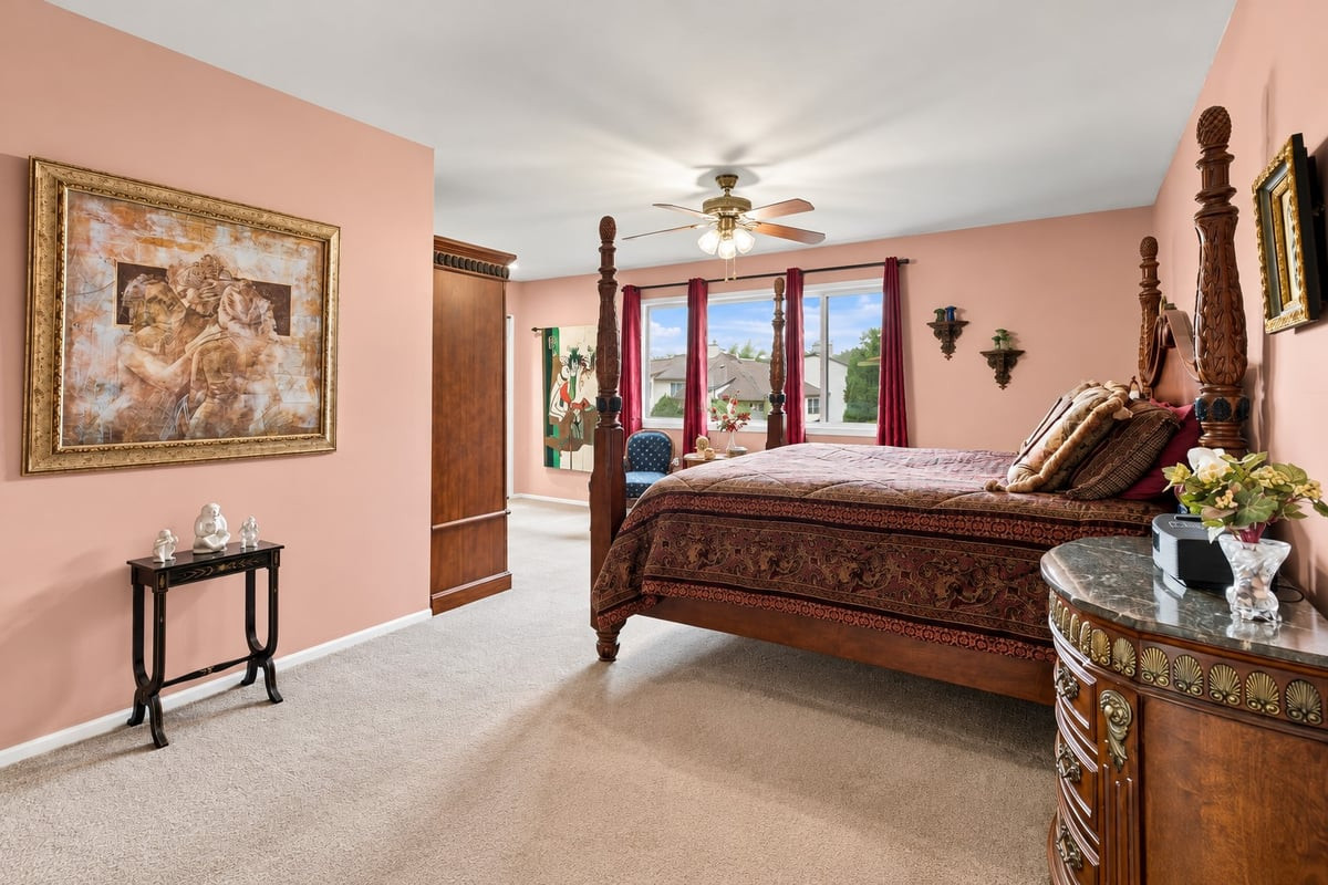 18 Oxford Lane Middletown NJ 07748