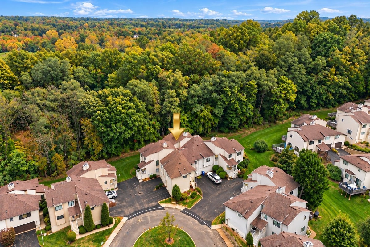 18 Oxford Lane Middletown NJ 07748