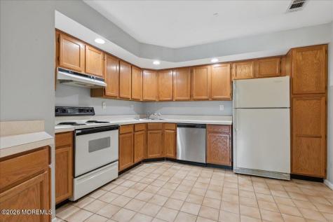 C10 Avon Drive East Windsor NJ 08520