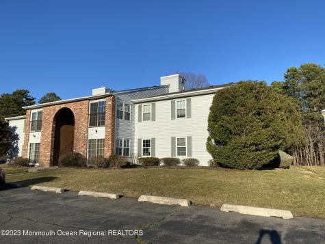 135 Frontier Way Tinton Falls NJ 07753
