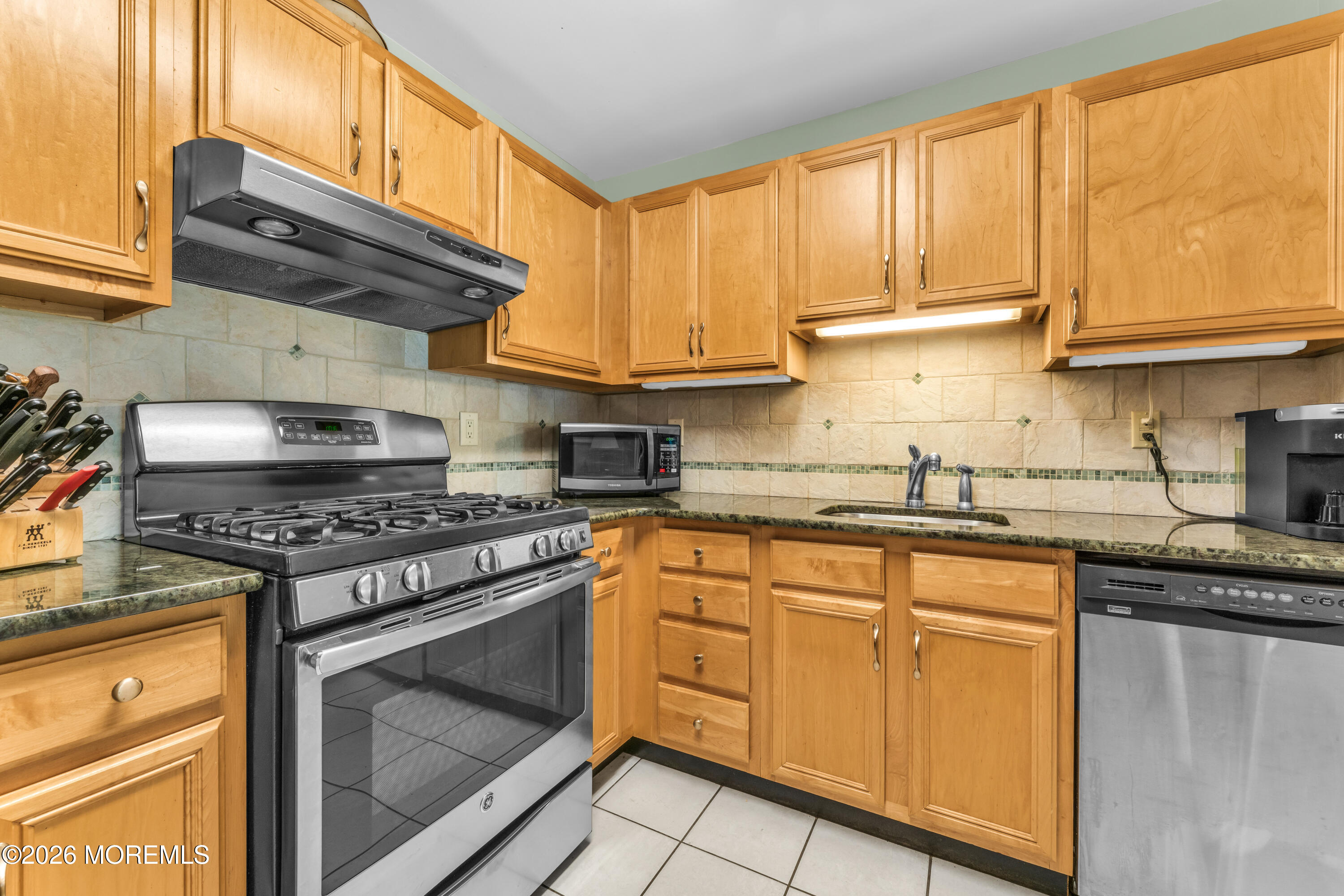 1029 Wedgewood Circle Middletown NJ 07718