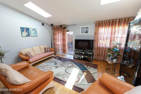 276 Longwood Drive Englishtown NJ 07726