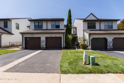 276 Longwood Drive Englishtown NJ 07726