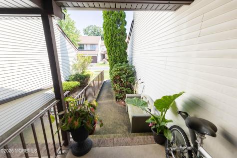 276 Longwood Drive Englishtown NJ 07726
