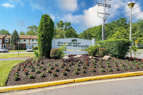 89 Valerie Court Brick NJ 08724