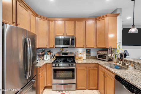 18 Jake Drive Tinton Falls NJ 07712